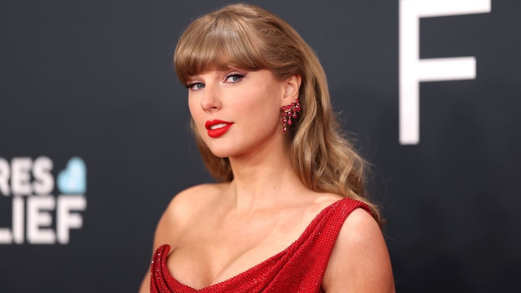 Taylor Swift's 'Patient Zero' Music Video Teaser Arrives Ahead of VMA Premiere
